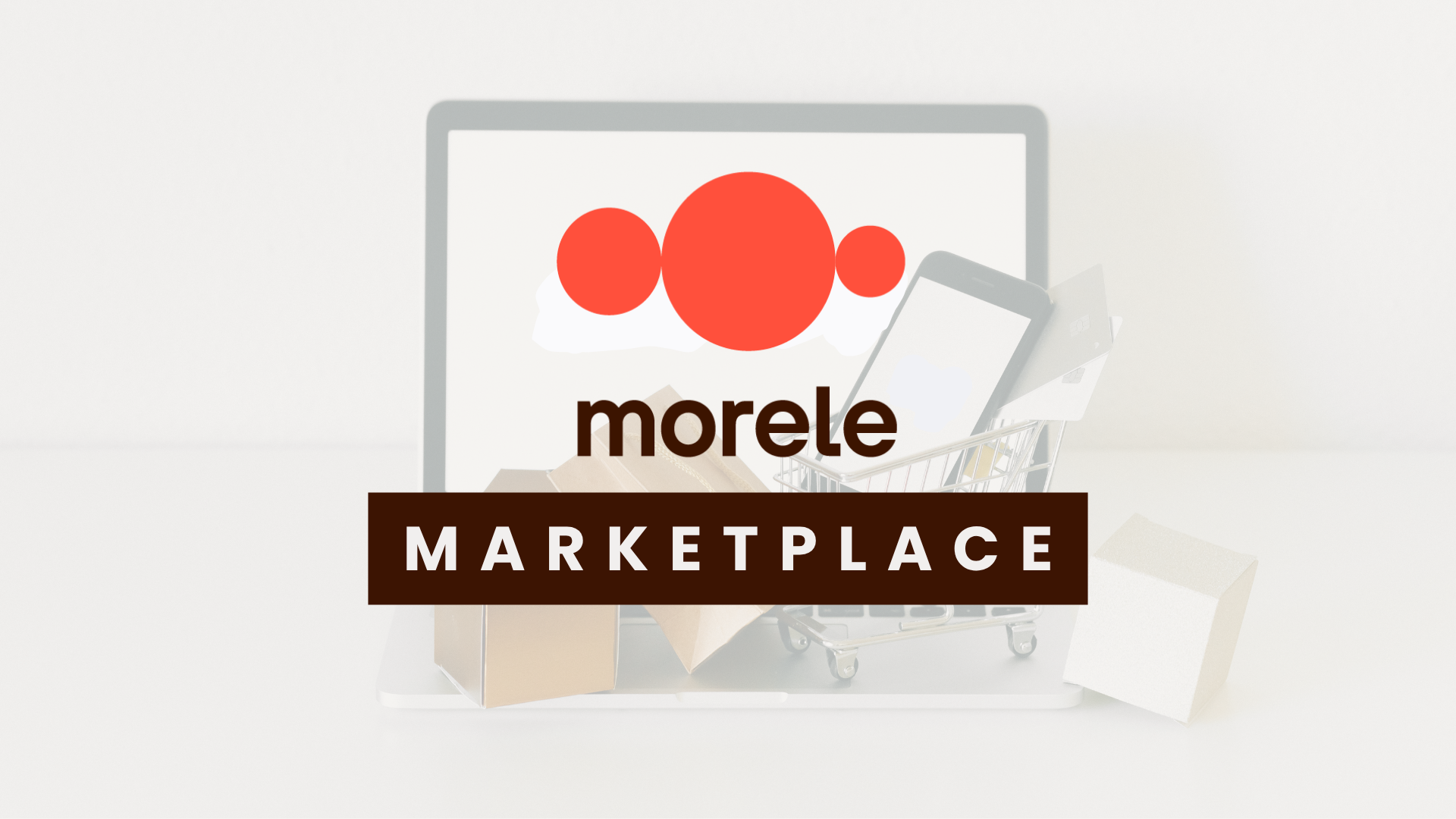 Logo de Morele Marketplace; al fondo, un portátil, cajas de cartón y un carrito de la compra en miniatura con un smartphone
